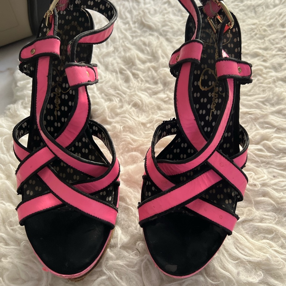 Crazy Sandals Jessica Simpson platform